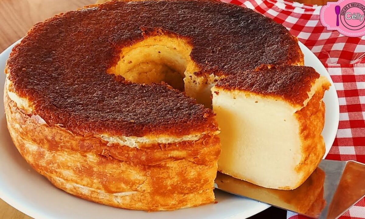 Bolo de Leite: Delicie-se com um Bolo Mole de Liquidificador Incrivelmente  Saboroso!